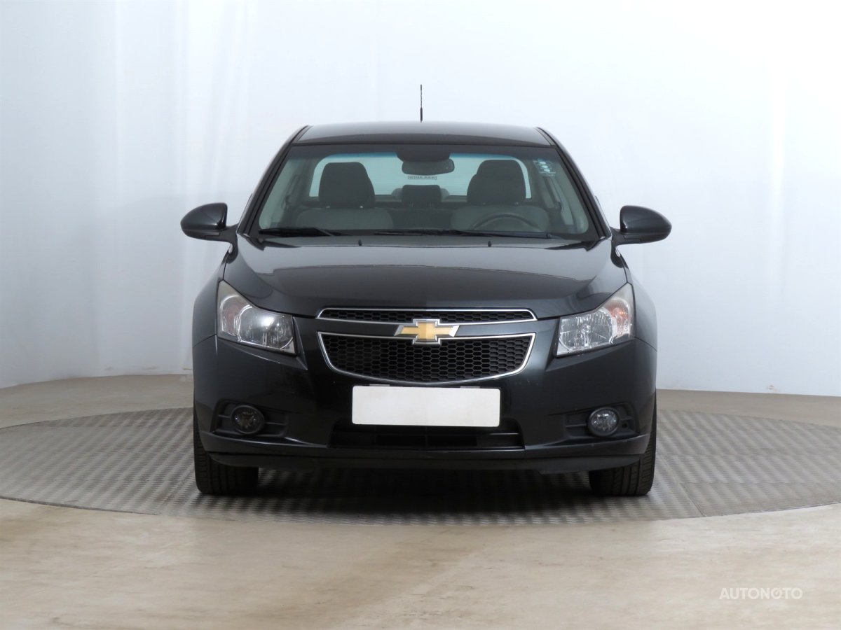 Chevrolet Cruze, 2010 - pohled č. 2