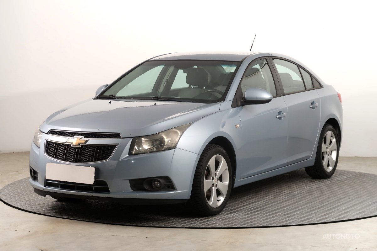 Chevrolet Cruze, 2009 - pohled č. 3