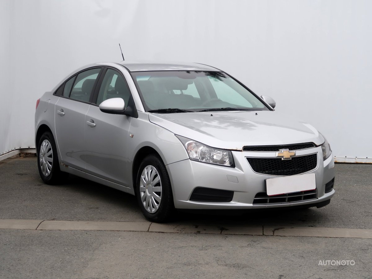 Chevrolet Cruze, 2009 - celkový pohled