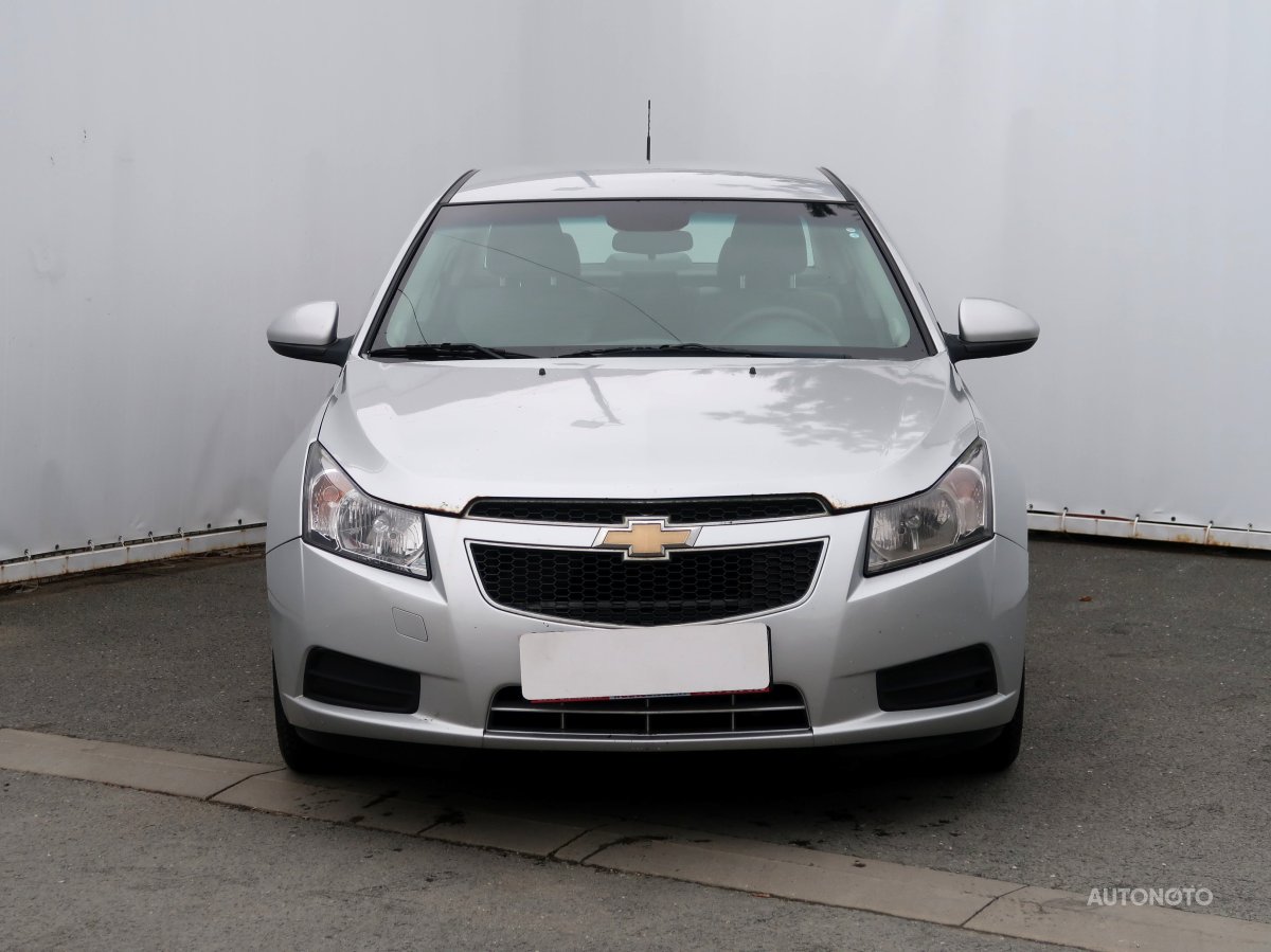 Chevrolet Cruze, 2009 - pohled č. 2