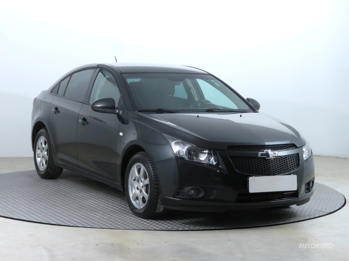 Chevrolet Cruze, 2012 - celkový pohled