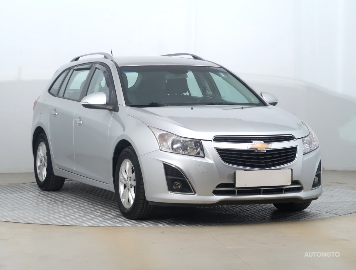 Chevrolet Cruze, 2013 - celkový pohled