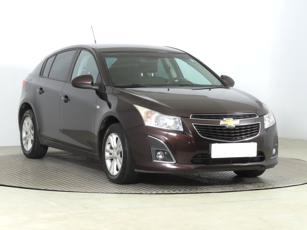Chevrolet Cruze, 2013 - celkový pohled