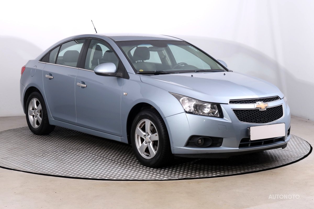 Chevrolet Cruze, 2011 - celkový pohled