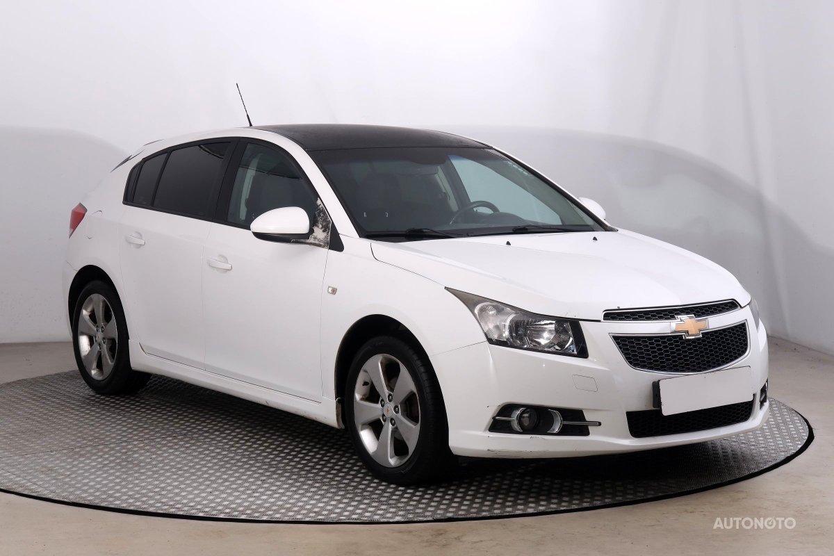 Chevrolet Cruze, 2012 - celkový pohled