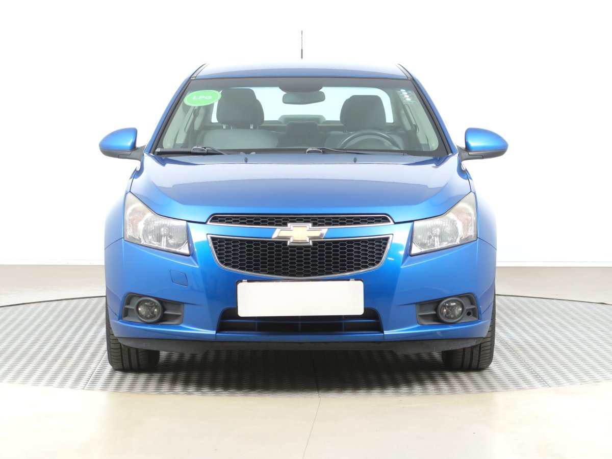 Chevrolet Cruze, 2010 - pohled č. 2