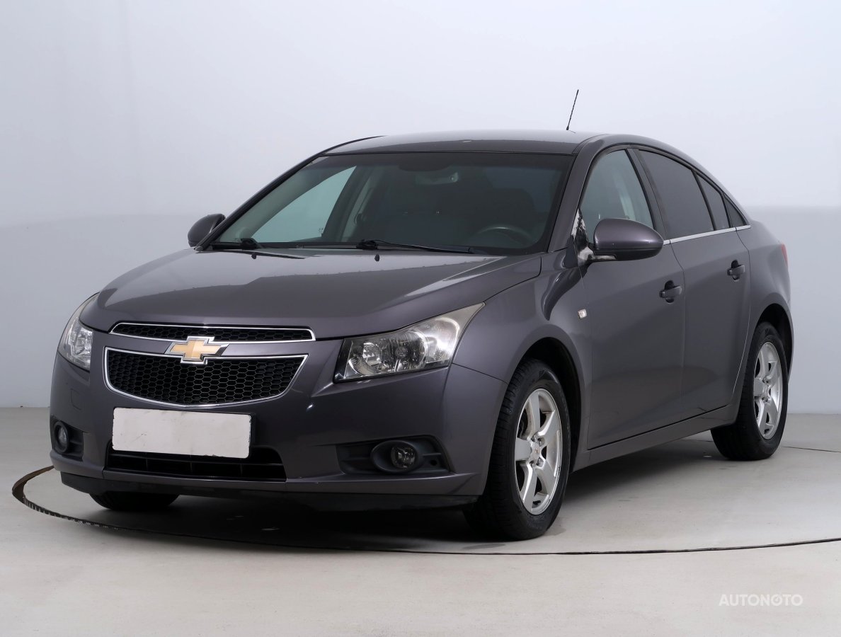 Chevrolet Cruze, 2011 - pohled č. 3