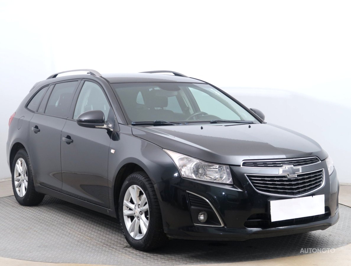 Chevrolet Cruze, 2013 - celkový pohled