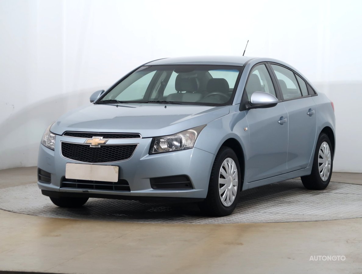 Chevrolet Cruze, 2011 - pohled č. 3