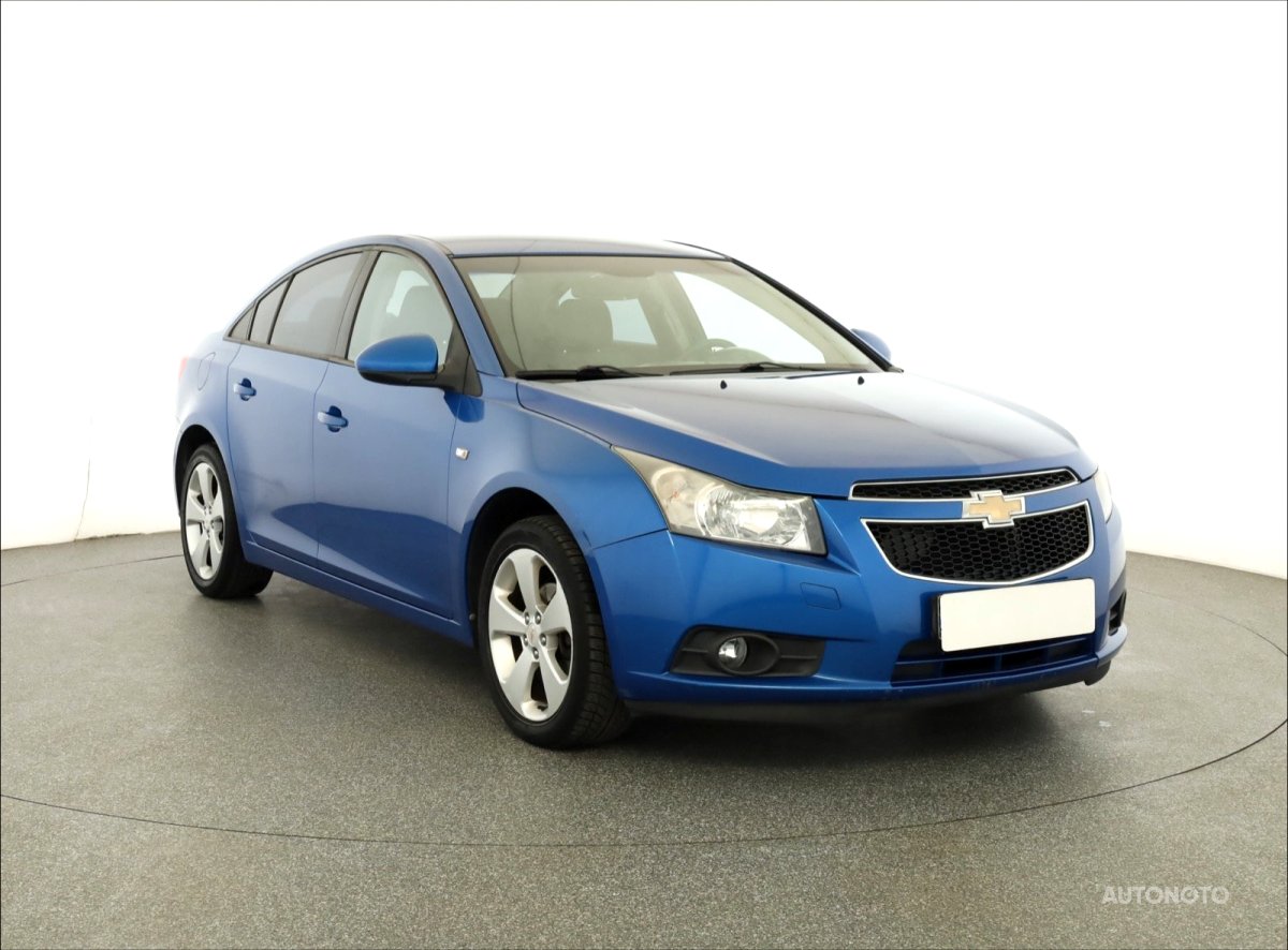 Chevrolet Cruze, 2011 - celkový pohled