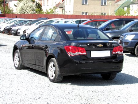 Chevrolet Cruze, 2010 - pohled č. 7