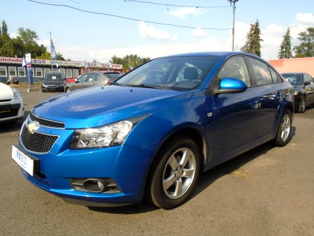 Chevrolet Cruze, 2010 - pohled č. 3