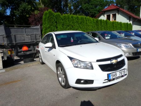 Chevrolet Cruze, 2010 - pohled č. 3