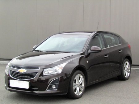 Chevrolet Cruze, 2010 - pohled č. 3