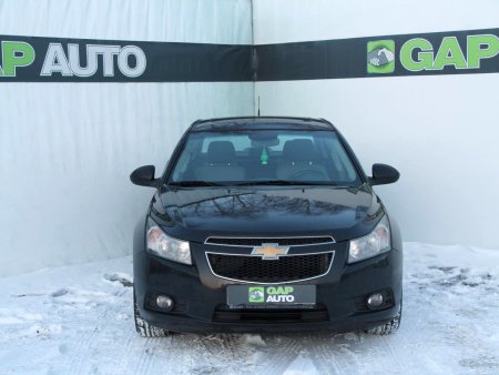Chevrolet Cruze, 2010 - pohled č. 2