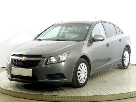 Chevrolet Cruze, 2009 - pohled č. 3