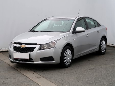 Chevrolet Cruze, 2009 - pohled č. 3