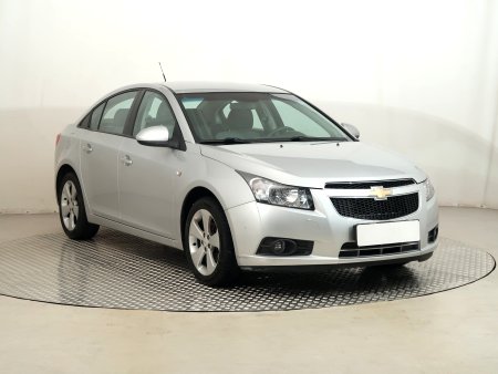 Chevrolet Cruze 1.6 i 16V,2009,ČR,2.maj,Serv.kniha