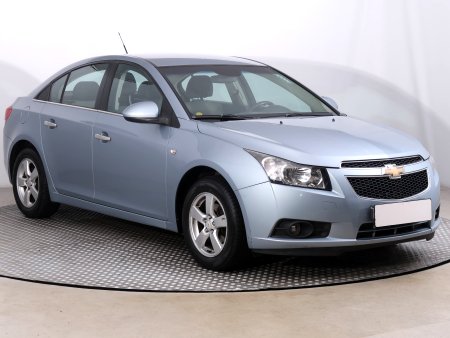 Chevrolet Cruze 1.6 i 16V,2011,Serv.kniha,Park. senzory