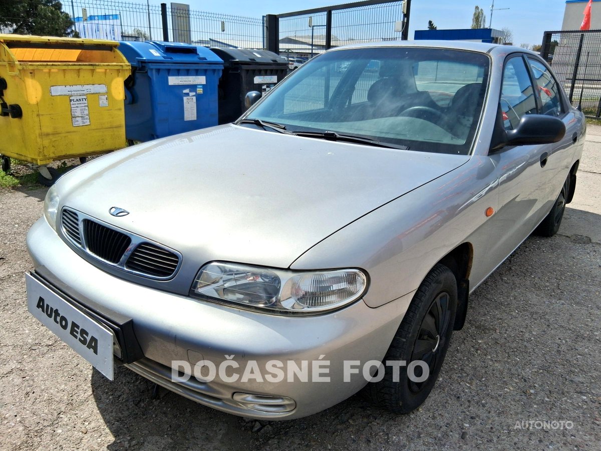 Chevrolet Nubira, 1999 - celkový pohled