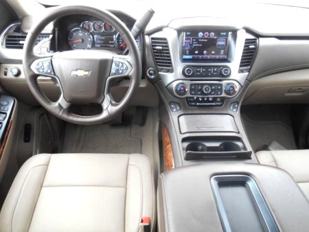 Chevrolet Suburban, 2020 - pohled č. 9