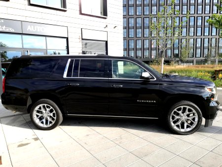 Chevrolet Suburban, 2019 - pohled č. 2