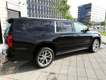 Chevrolet Suburban, 2019 - pohled č. 3