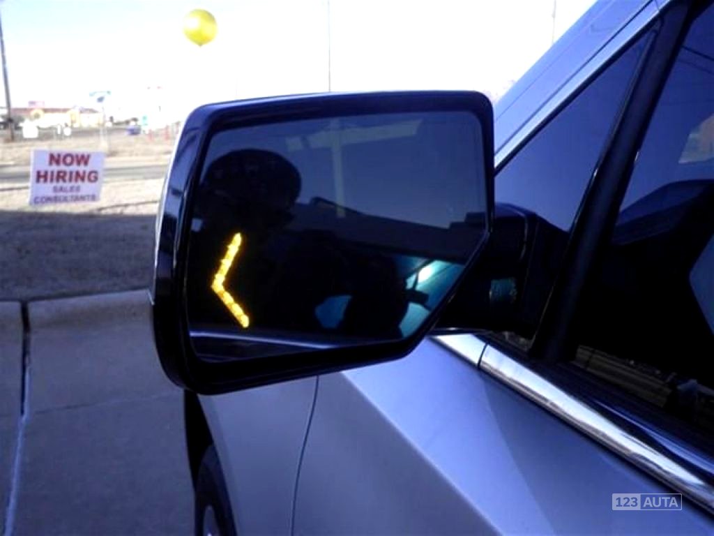 Chevrolet Tahoe, 2020 - pohled č. 9