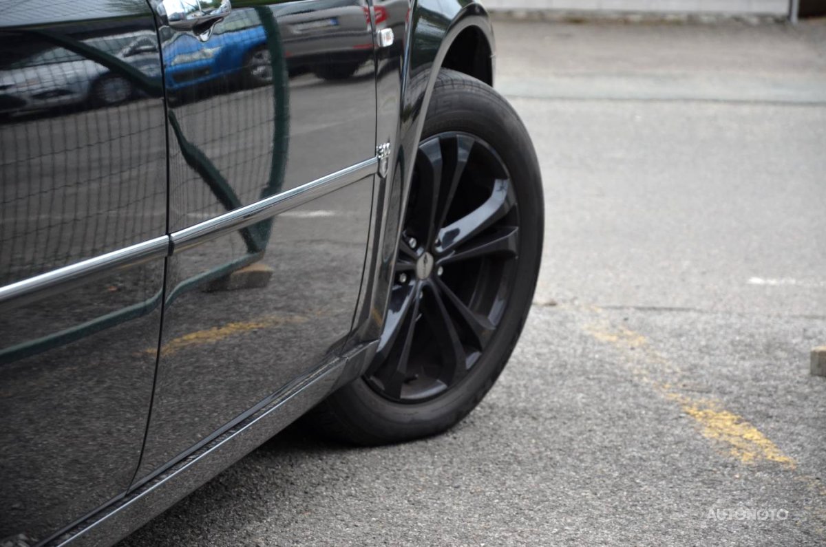 Chrysler 300C, 2008 - pohled č. 7