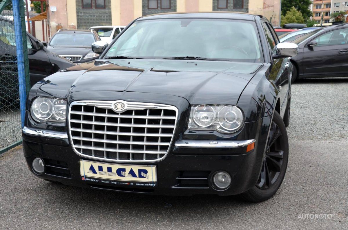 Chrysler 300C, 2008 - pohled č. 9