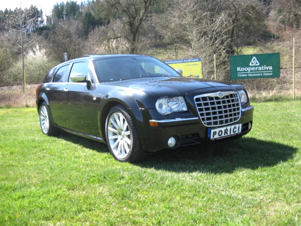 Chrysler 300C, 2005 - pohled č. 2