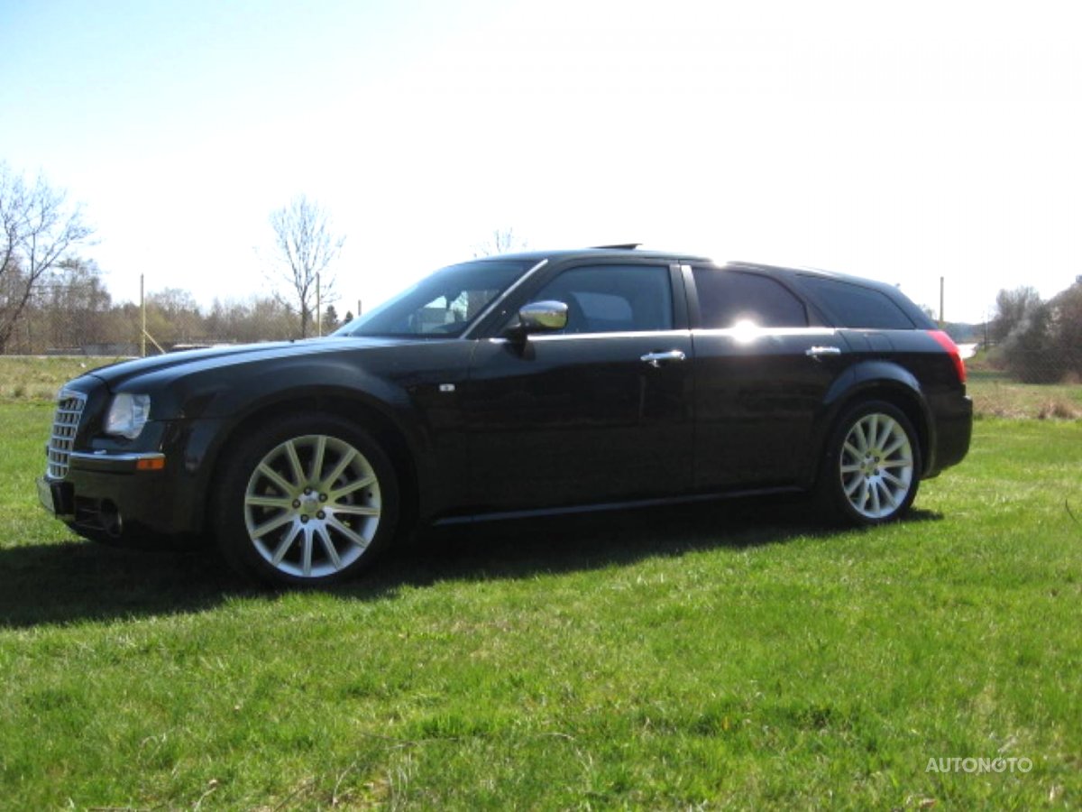 Chrysler 300C, 2005 - pohled č. 3