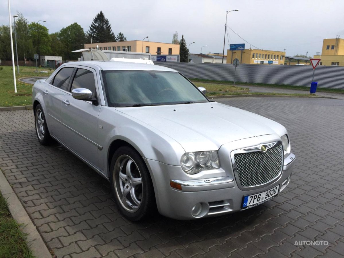 Chrysler 300C, 2005 - celkový pohled