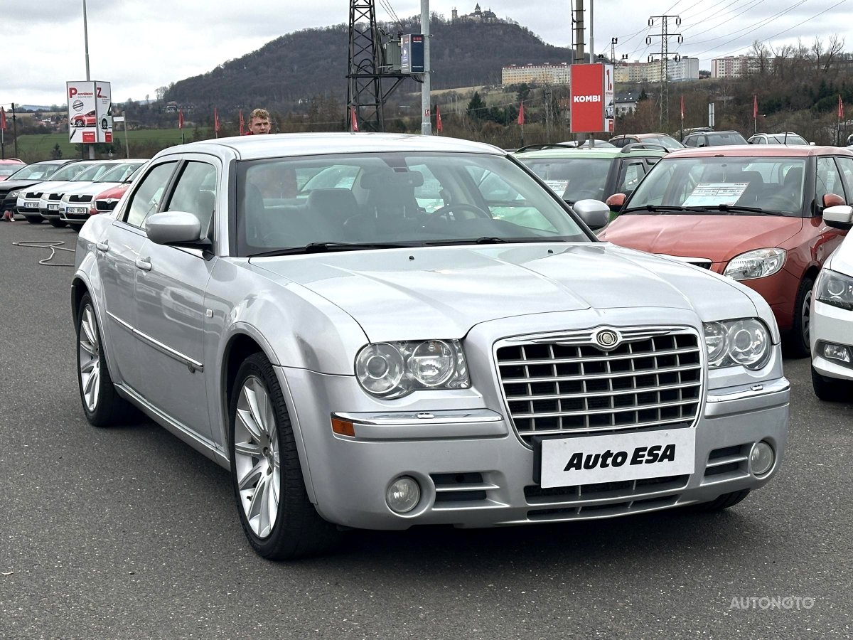 Chrysler 300C, 2009 - pohled č. 1