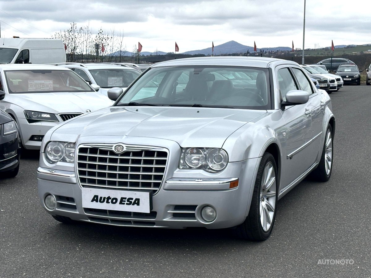Chrysler 300C, 2009 - pohled č. 3