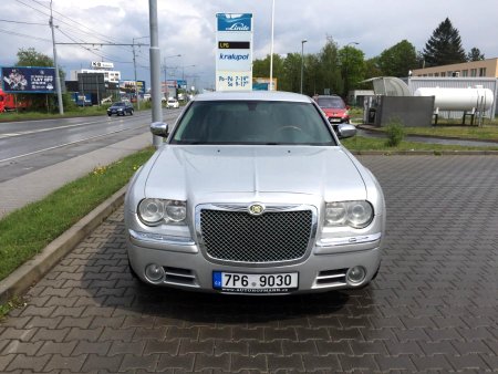 Chrysler 300C, 2005 - pohled č. 2