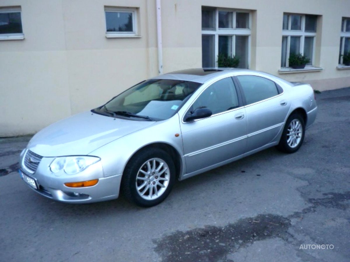 Chrysler 300M, 2001 - pohled č. 3