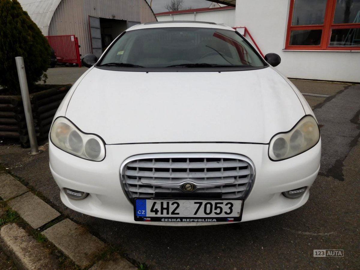 Chrysler Concorde, 2005 - pohled č. 2