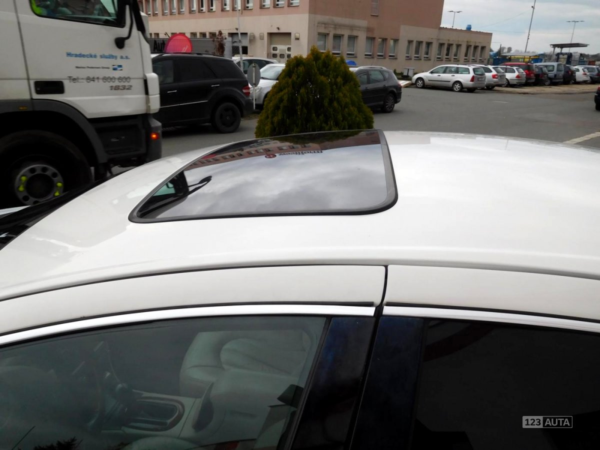 Chrysler Concorde, 2005 - pohled č. 9