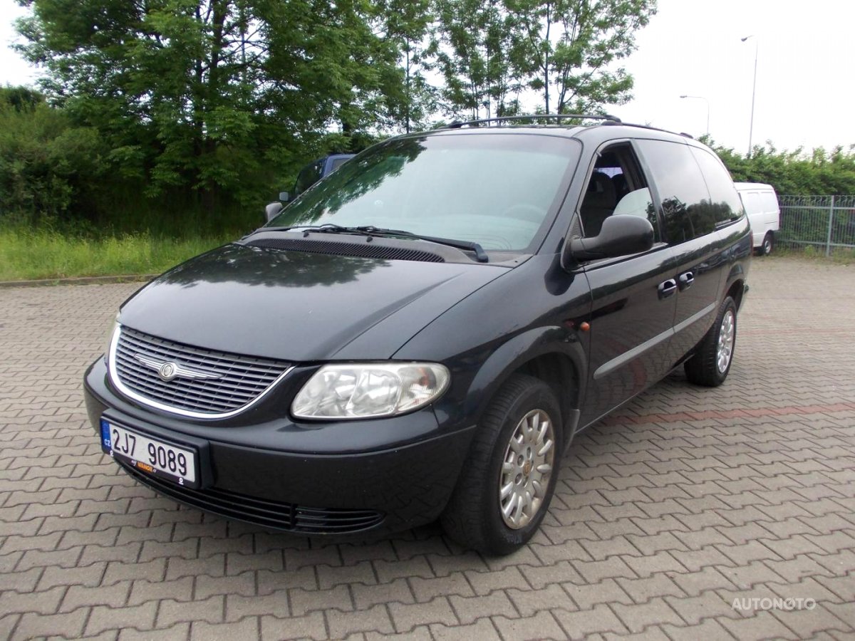 Chrysler Grand Voyager, 2002 - pohled č. 2