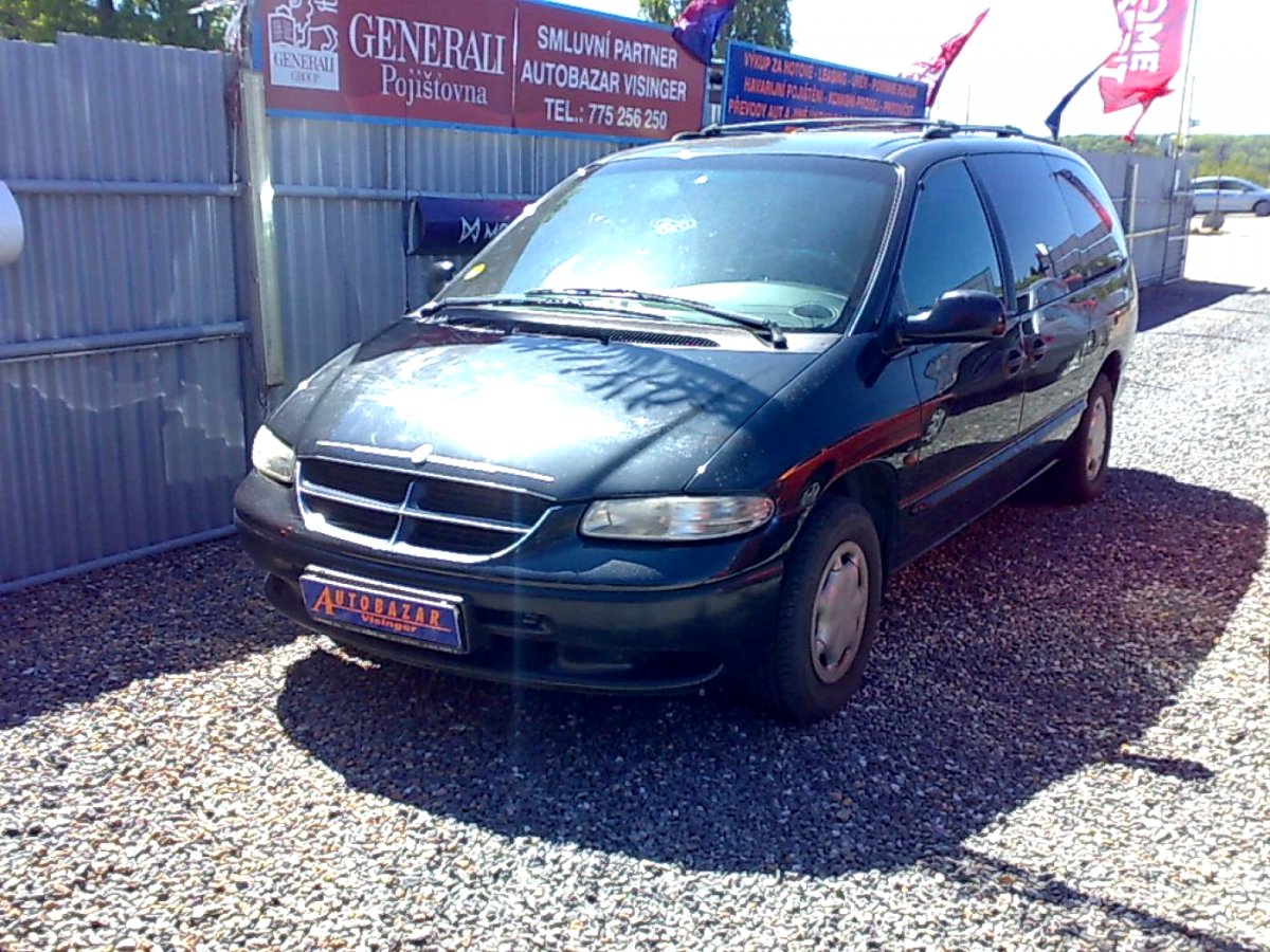 Chrysler Grand Voyager, 2000 - pohled č. 3