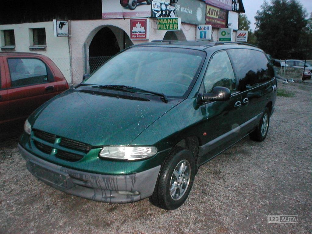 Chrysler Grand Voyager, 1996 - celkový pohled
