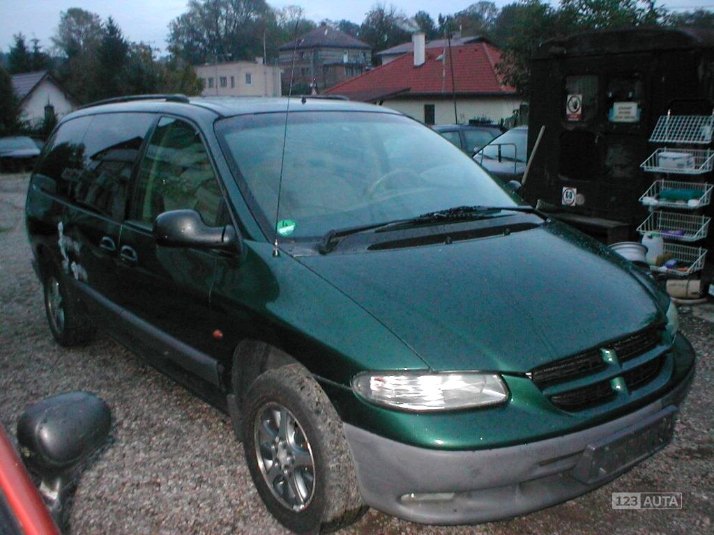 Chrysler Grand Voyager, 1996 - pohled č. 3