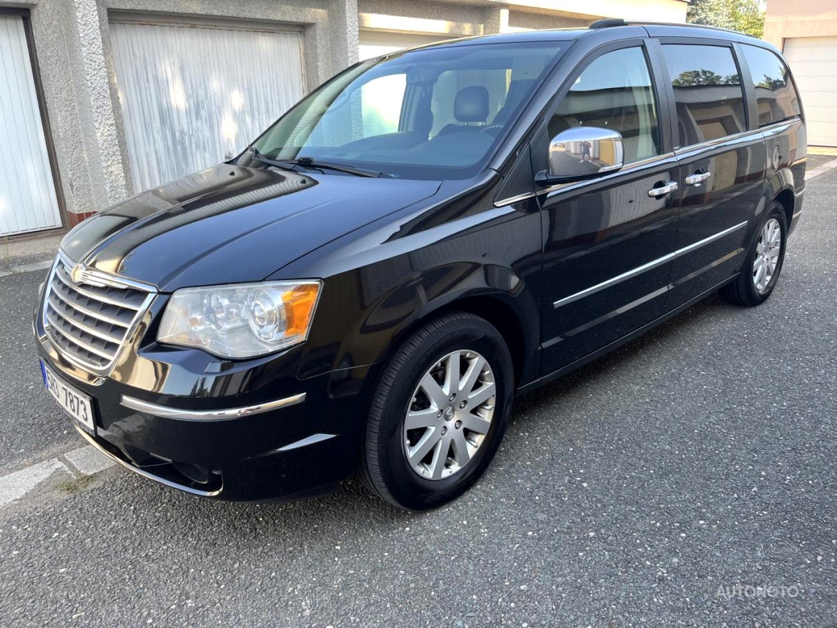 Chrysler Grand Voyager, 2010 - pohled č. 2