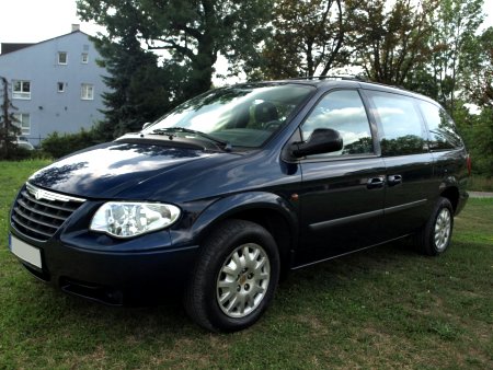 Chrysler Grand Voyager 3.3 V6, 128KW, 1 MAJITEL