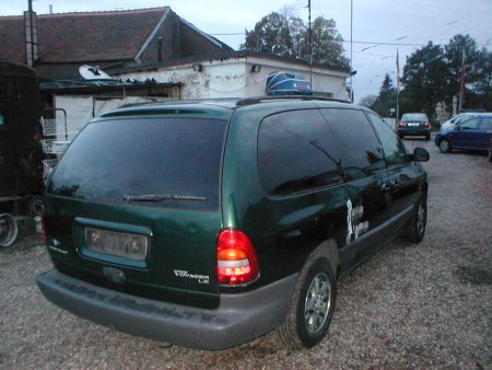 Chrysler Grand Voyager, 1996 - pohled č. 4