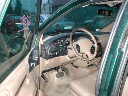 Chrysler Grand Voyager, 1996 - pohled č. 8
