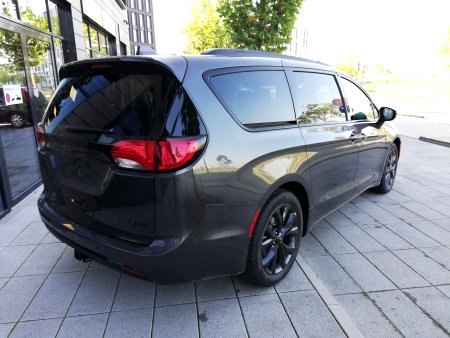 Chrysler Pacifica, 2020 - pohled č. 2