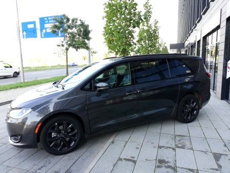 Chrysler Pacifica, 2020 - pohled č. 3