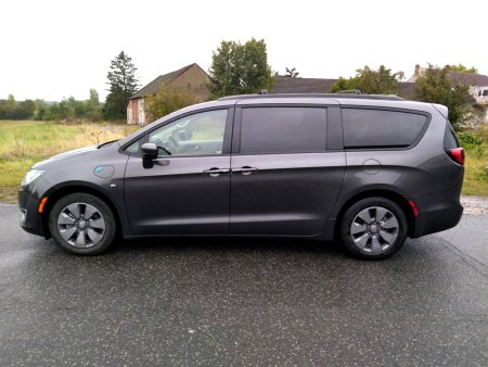 Chrysler Pacifica, 2018 - pohled č. 2